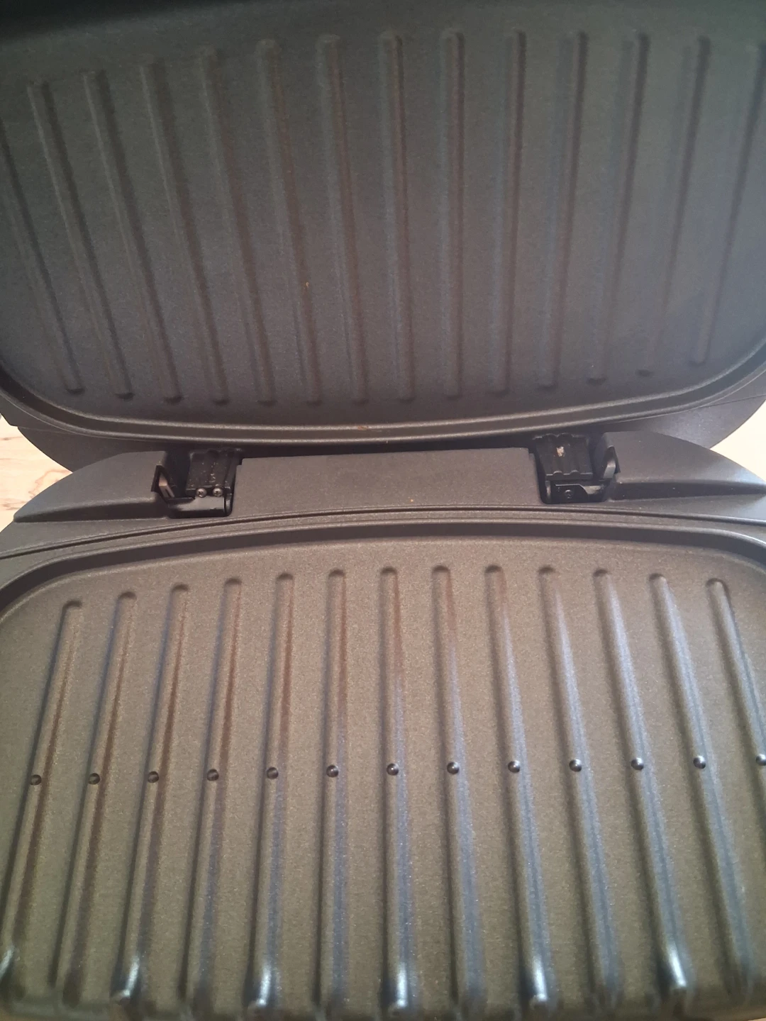 George Foreman Lean Mean Fat Reducing Grilling Machine - photo 4