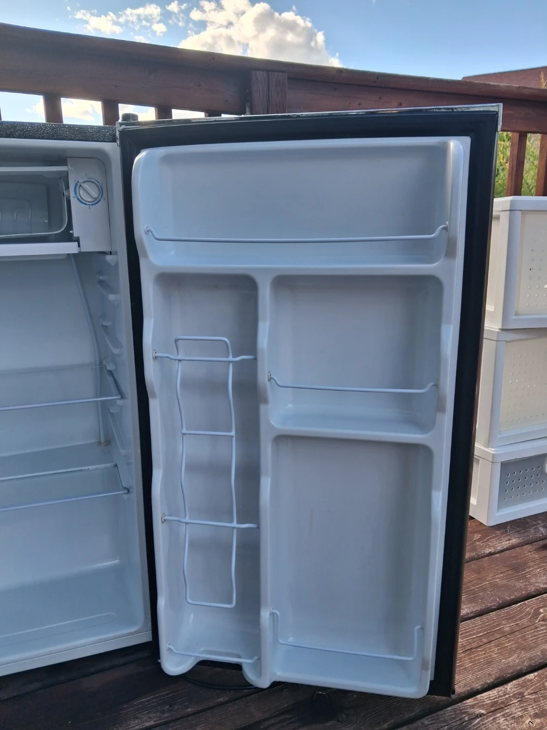 Frigidaire Mini Fridge - photo 2