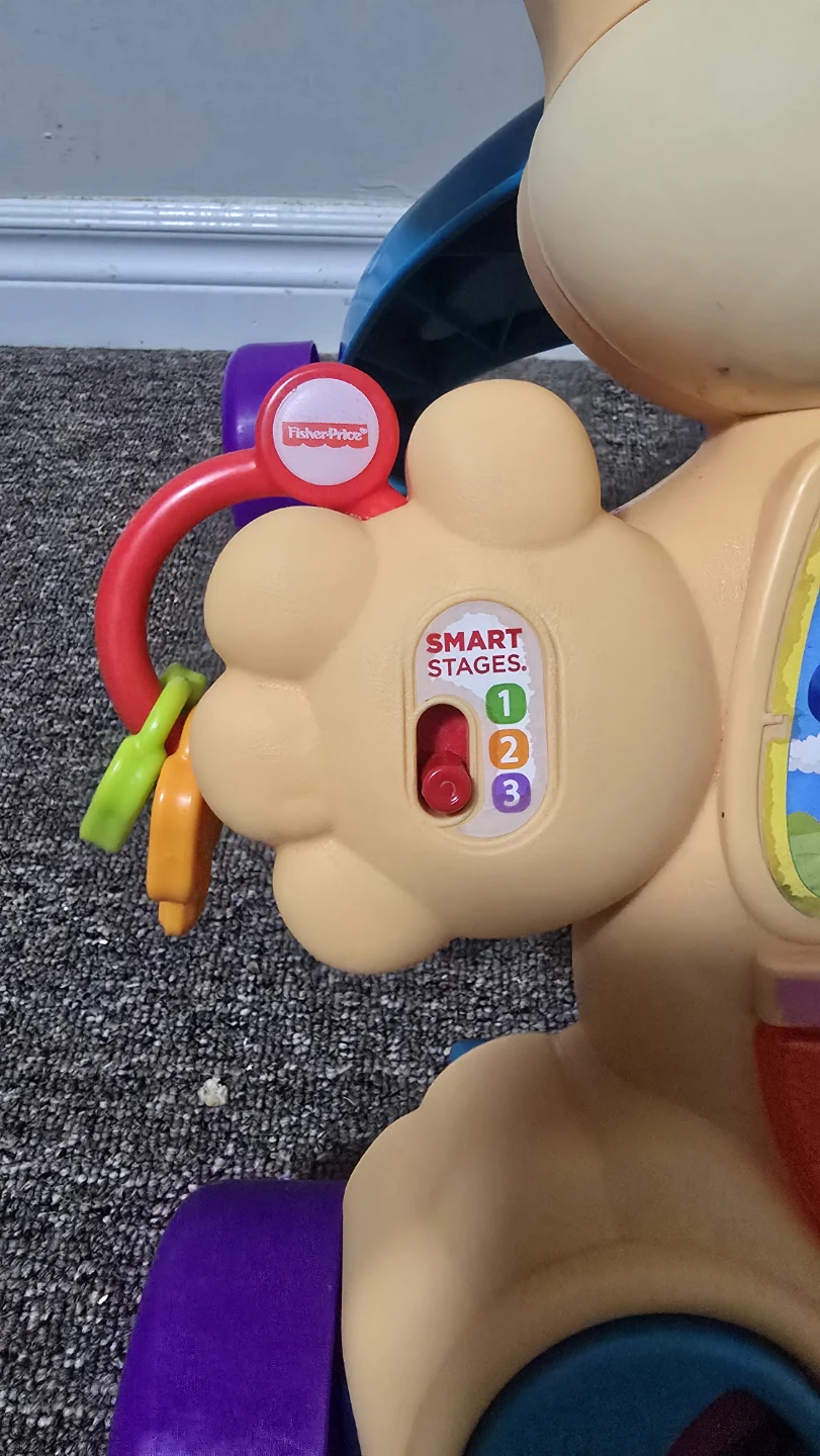 Fisher-Price Laugh & Learn Smart Stages Walker - photo 4