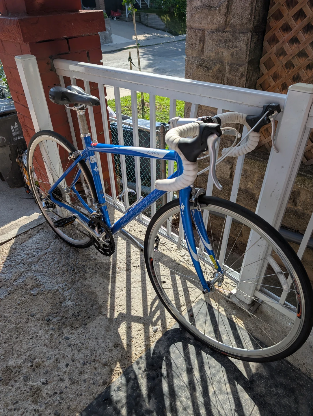 Specialized Dolce Road Bike- - photo 2