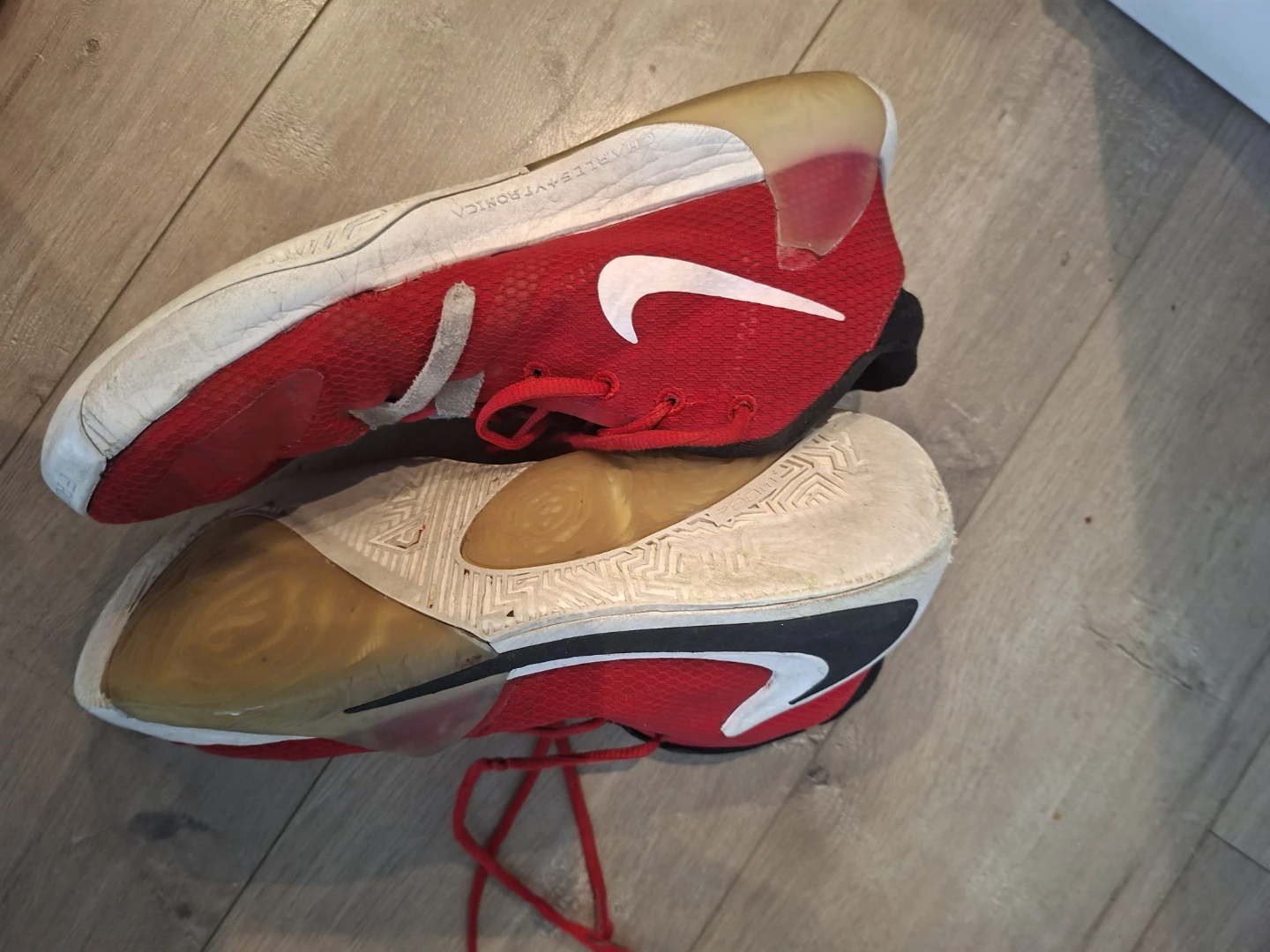 Nike Red Basketball Shoes - photo 2