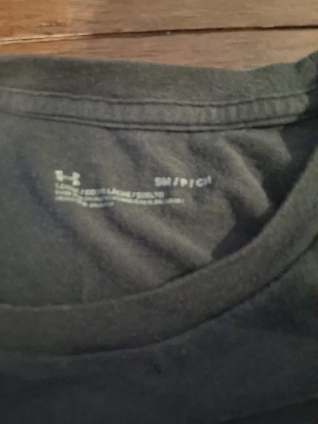 Under Armour Charcoal Graphic T-Shirt Small - photo 2