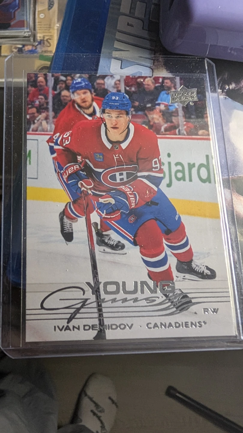 Ivan Demidov 2025-26 Upper Deck Series 1 Young Guns Hockey Card