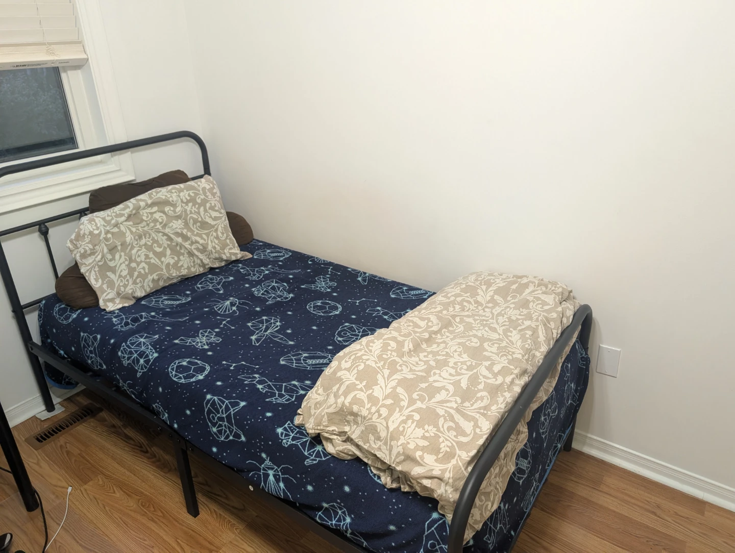 Black Metal Twin Bed Frame