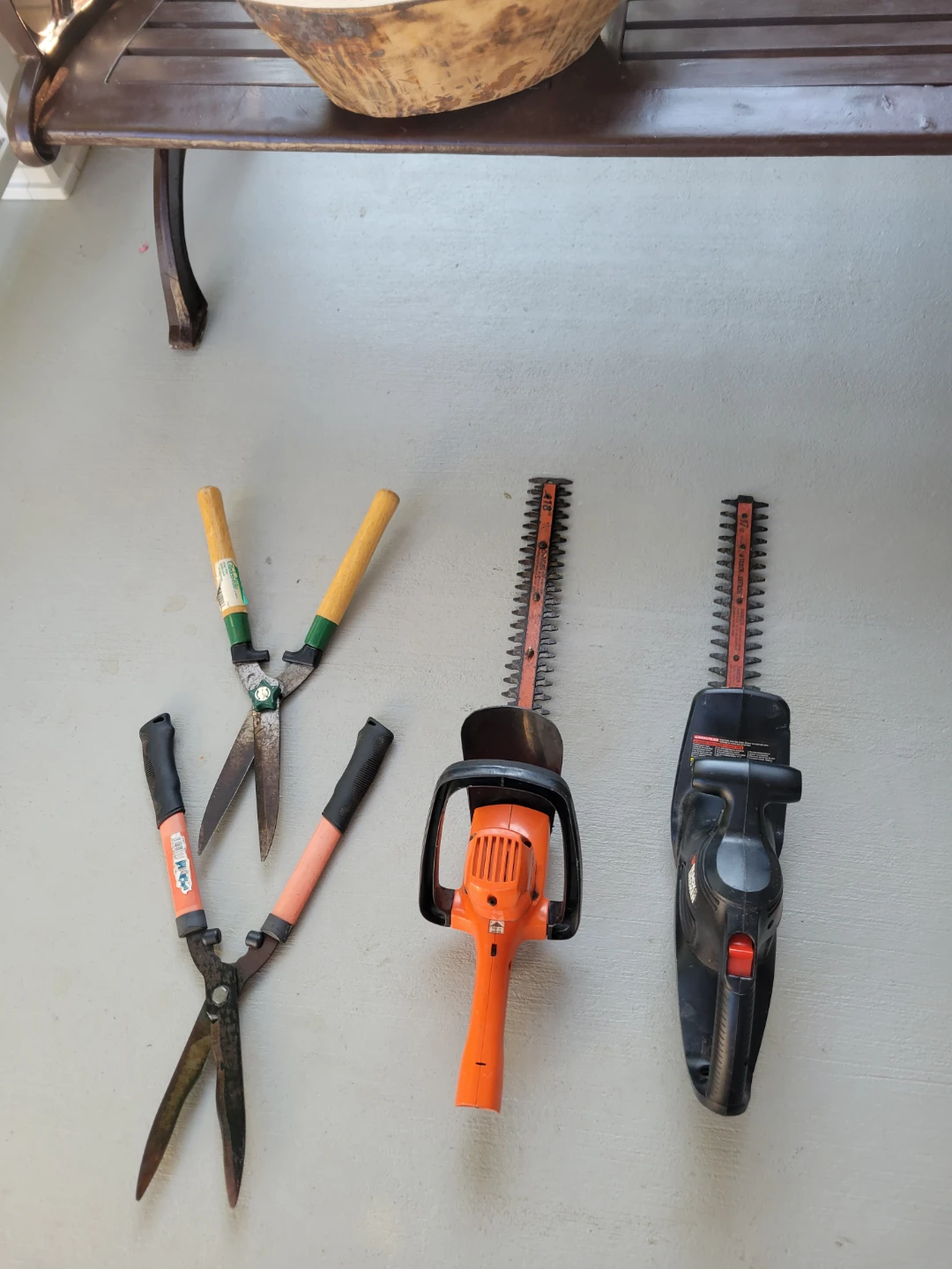 Tools - Hedge Trimmers & Pruners