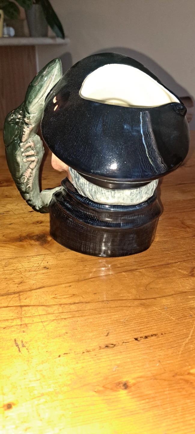 Royal Doulton Lobster Man - photo 2