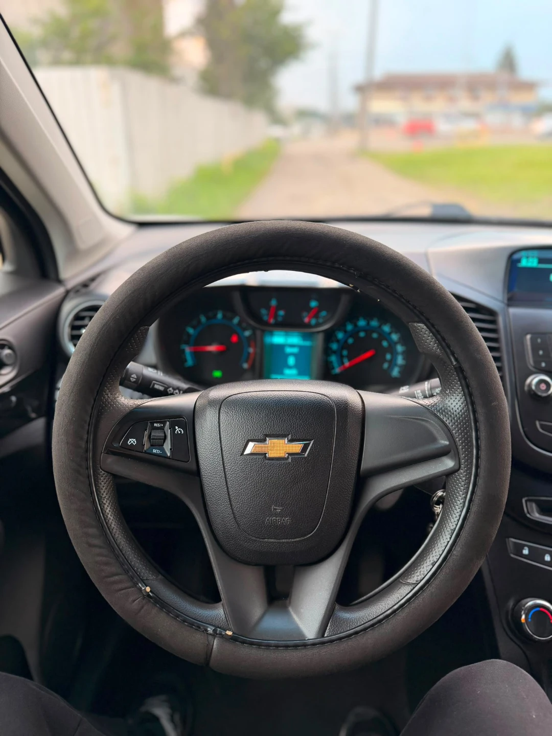 Silver Chevrolet Orlando - photo 4