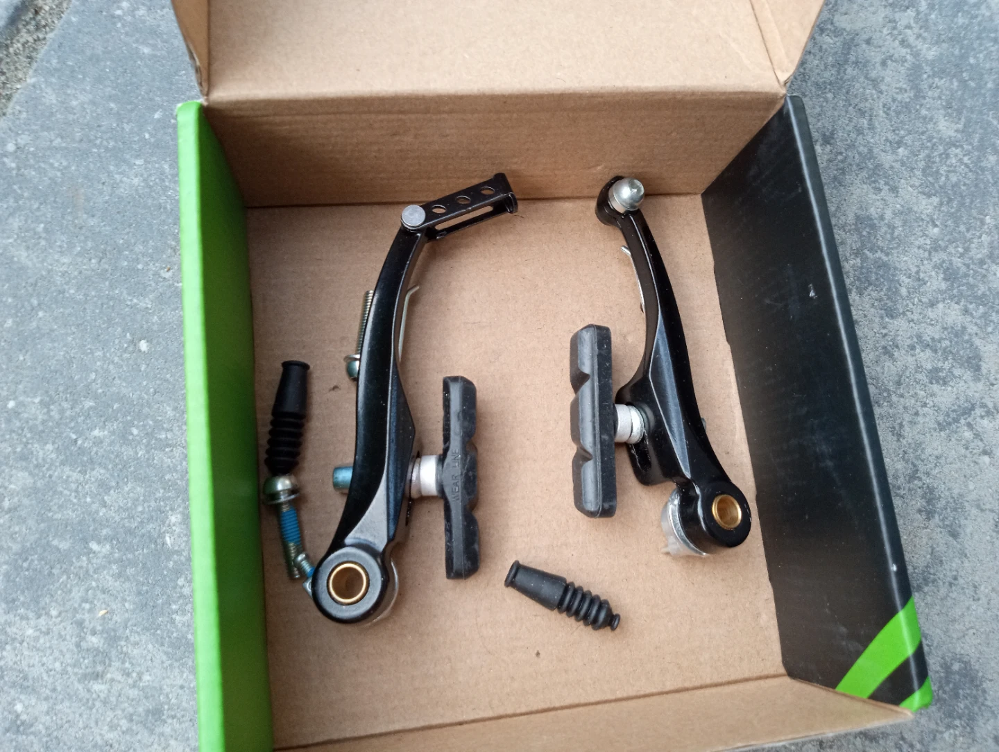 Pair of Bicycle V-Brakes - photo 2