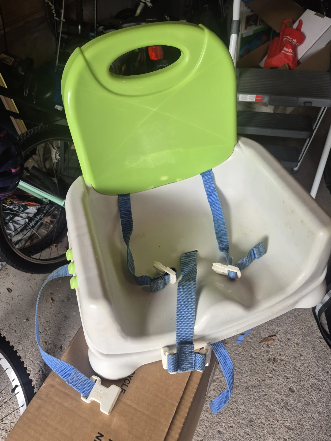 Fisher-Price Portable Booster Seat - photo 2
