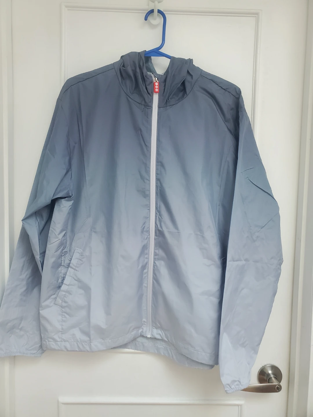BTS Windbreaker XL - photo 2