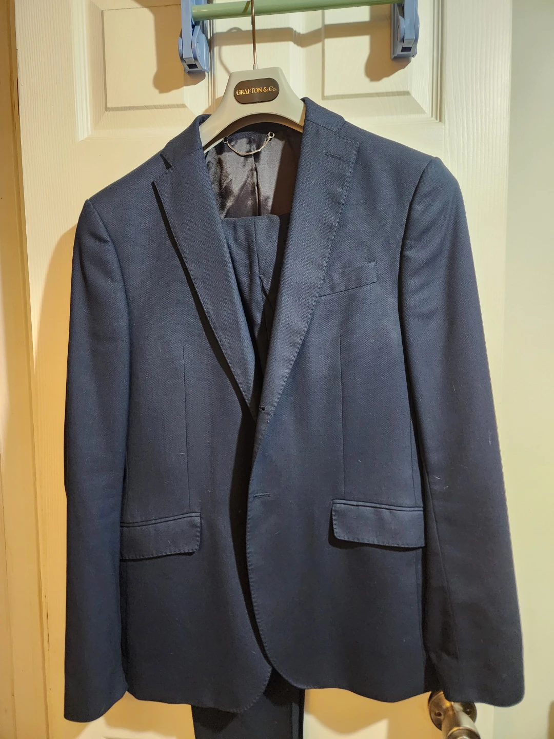 Zara Navy Blue Suit - EUR 50 / USA 40