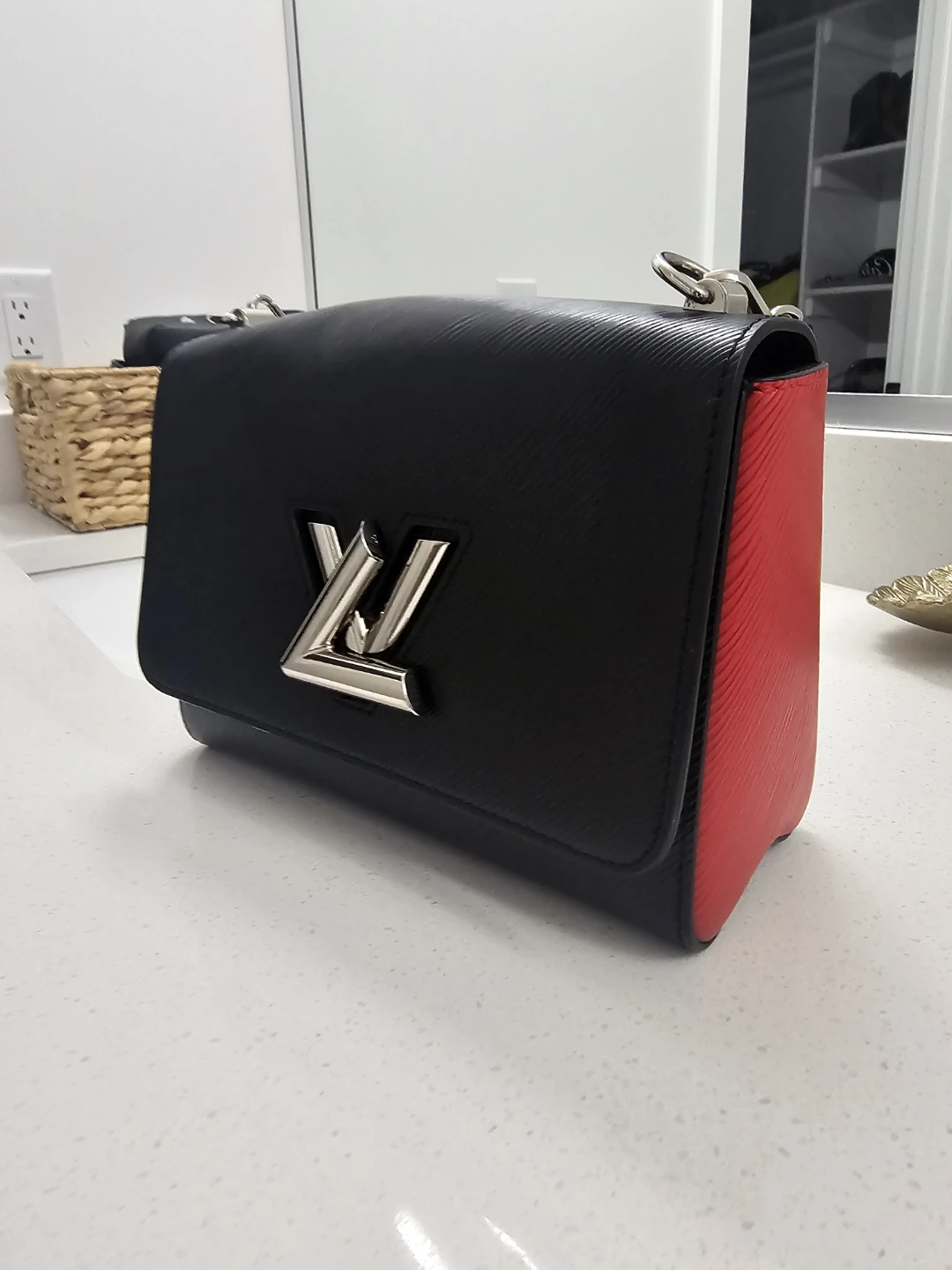 Louis Vuitton Black & Red Epi Leather Twist MM Handbag - photo 4