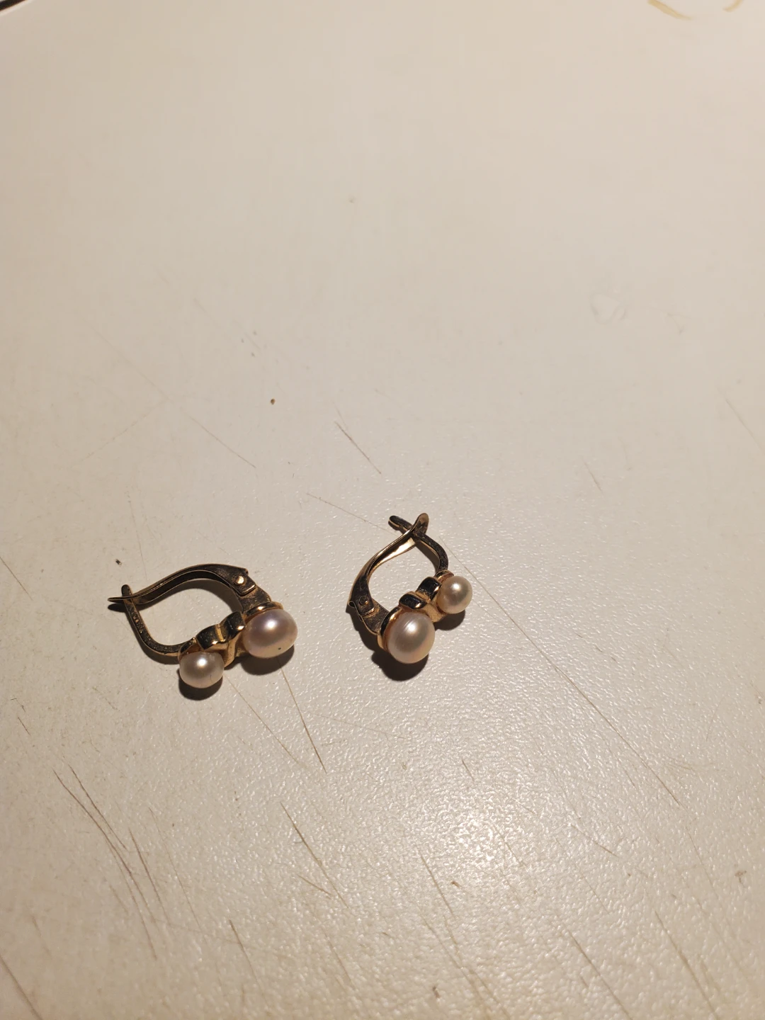 Gold Pearl Drop Earrings - photo 2