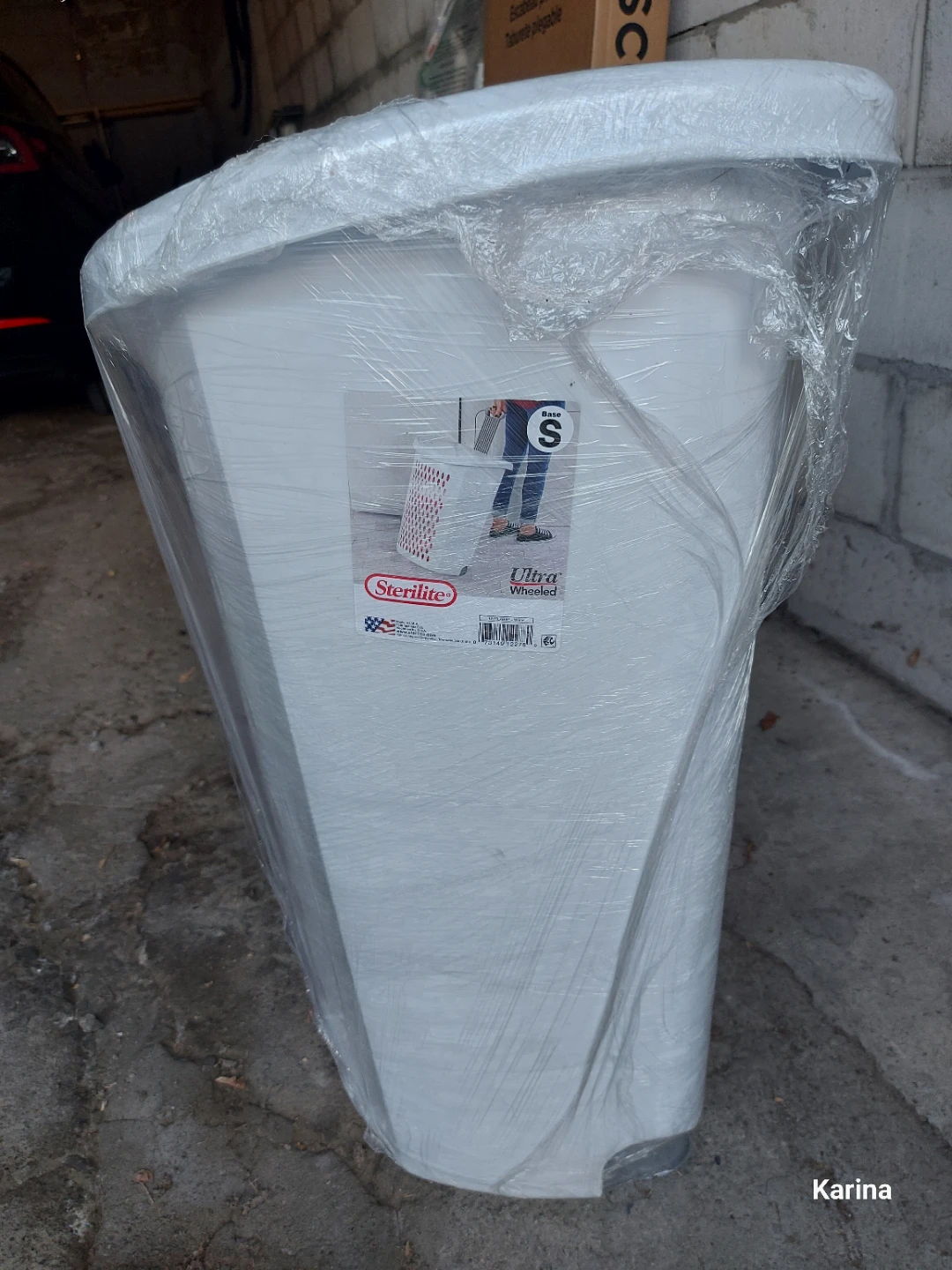 Sterilite Ultra Wheeled Laundry Basket - Size S - photo 2