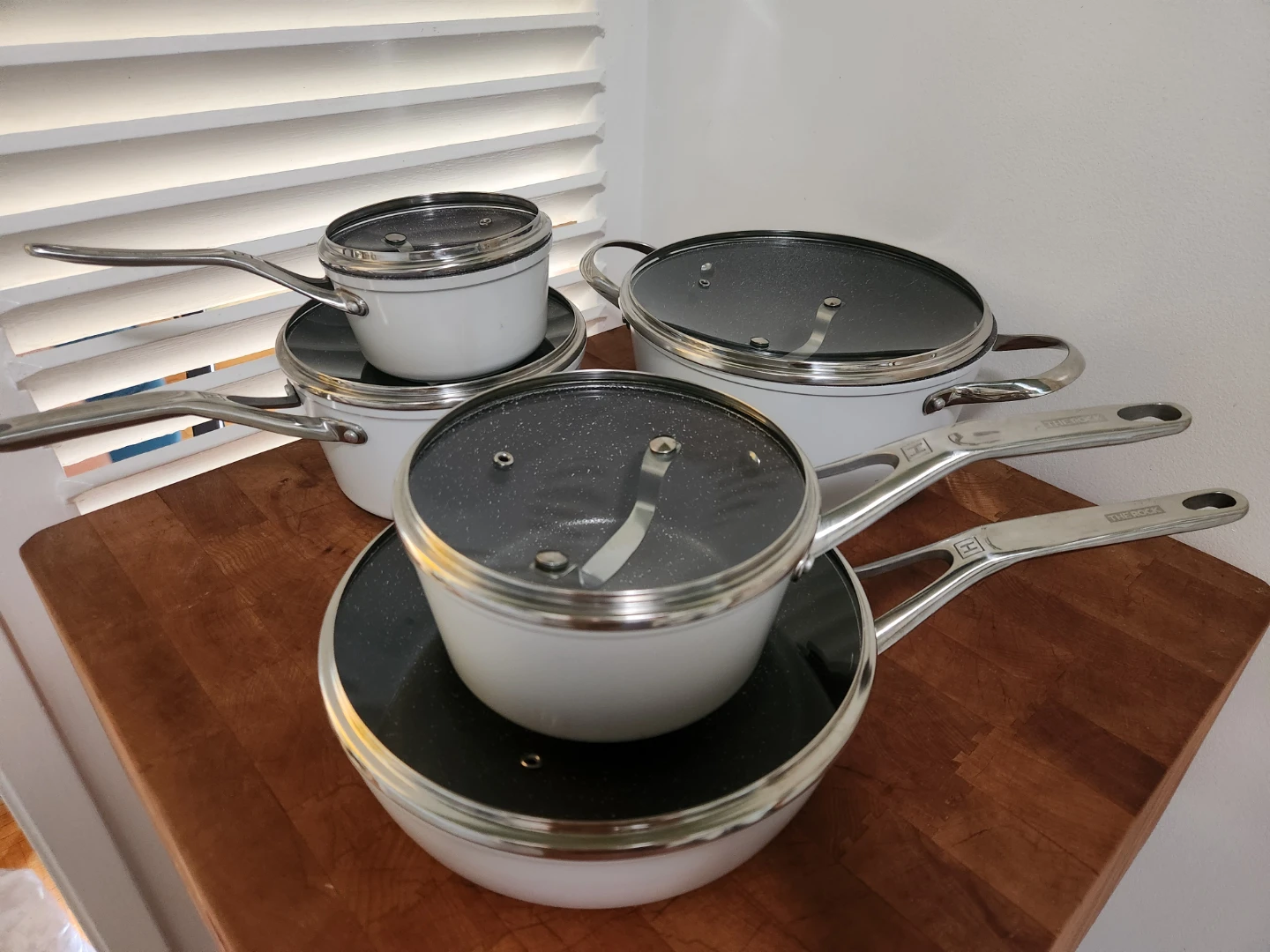 Stackable White Pots and Pans Set