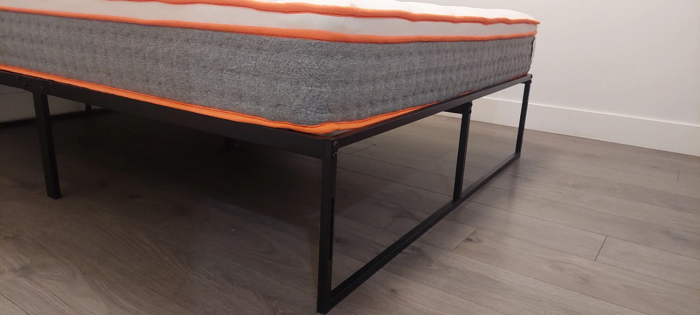 Mattress with frame - photo 3