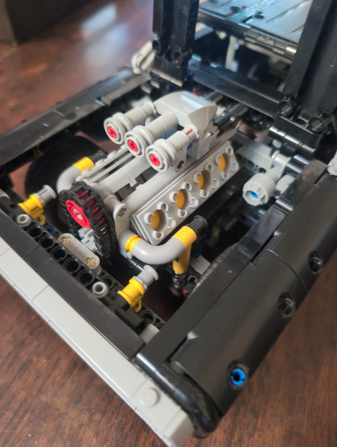Dom's charger Lego Technic - photo 3