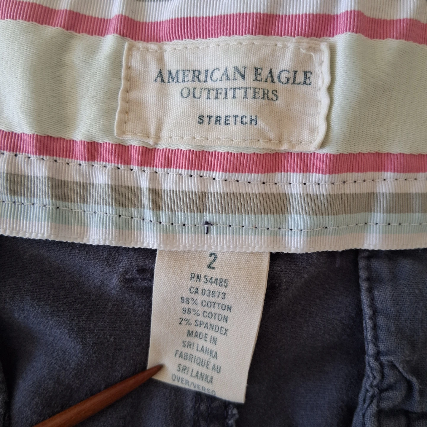AMERICAN EAGLE Shorts, Women Sz 2 - photo 4