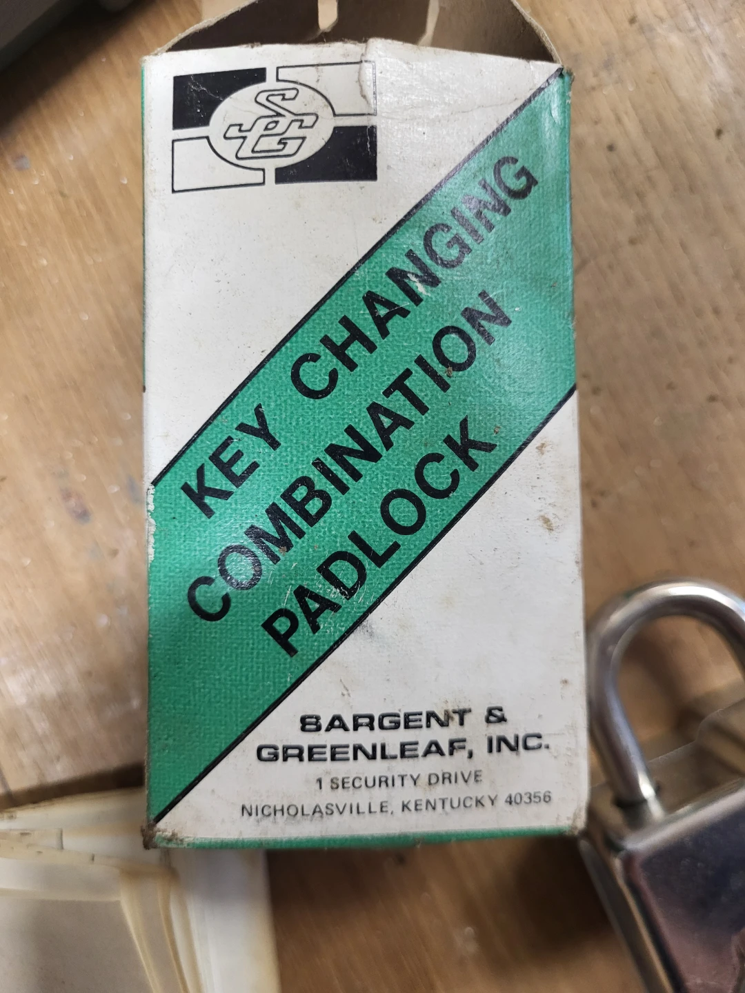 Sargent & Greenleaf Key Changing Combination Padlock - photo 2