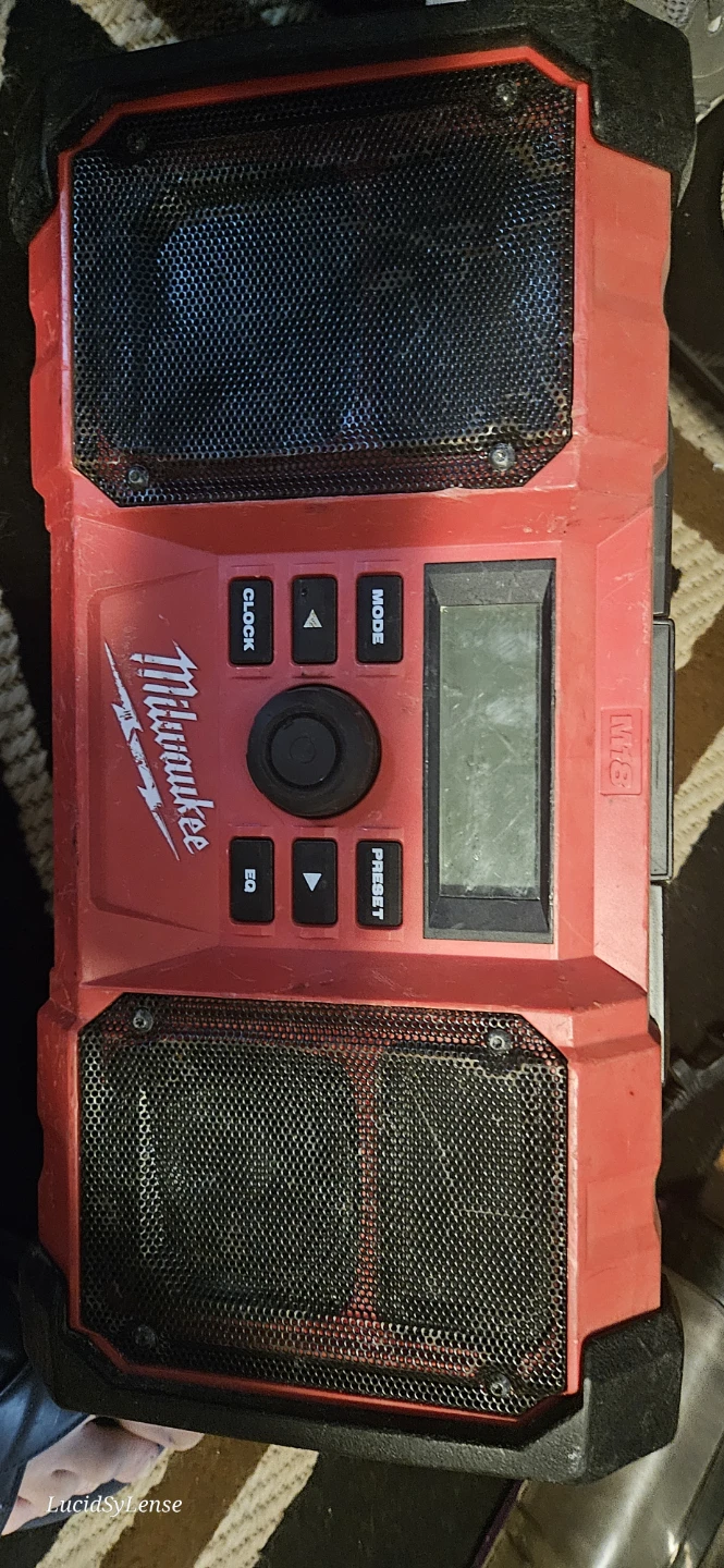 Milwaukee M18 Jobsite Radio