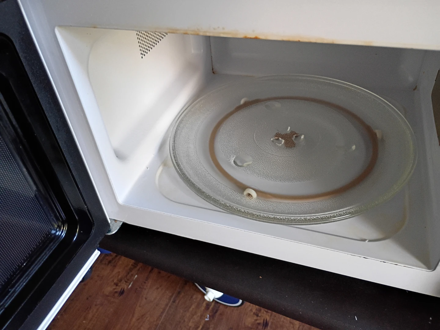Hamilton Beach 1000 WATT microwave - photo 5