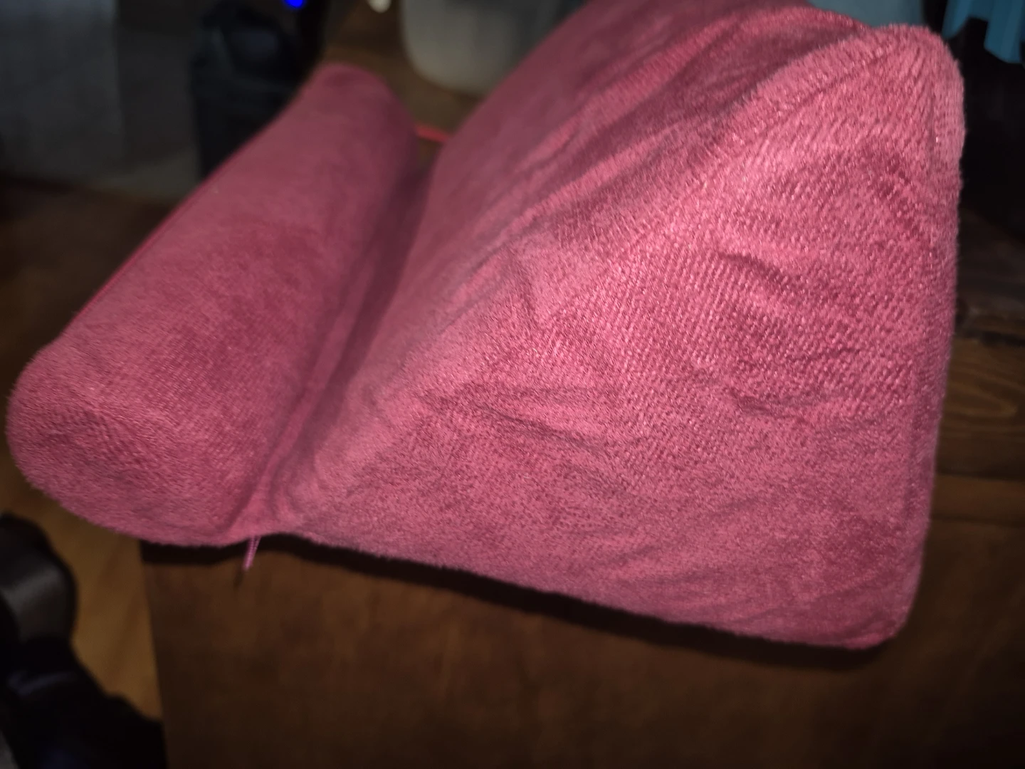 Set of 2 Tablet Pillow Stands - Blue & Pink - photo 2