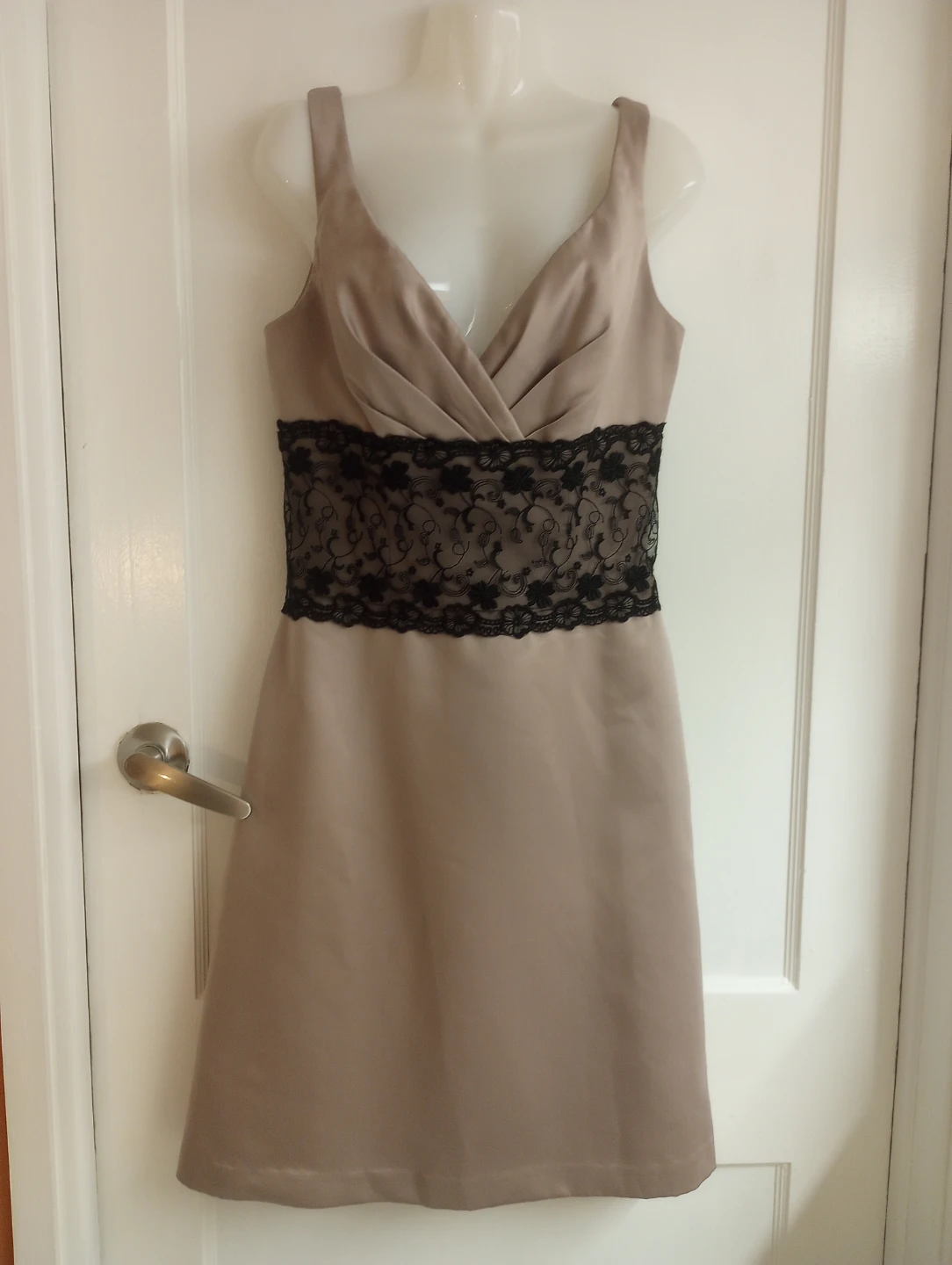 Never Worn Crystel Cocktail Dress Size 10