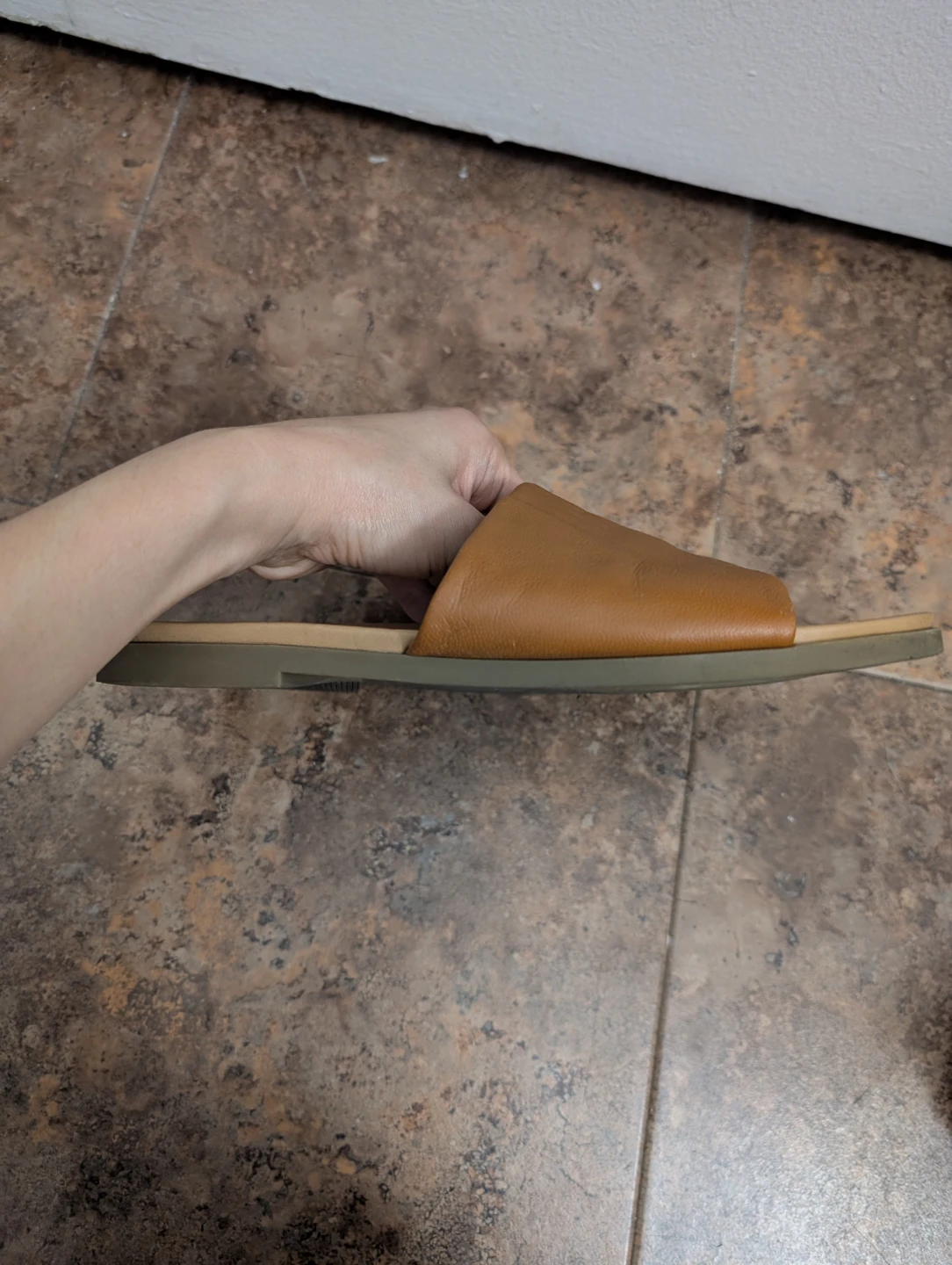 Steve Madden KAROLYN Brown Leather Slide Sandals Women's Size 8M - photo 4
