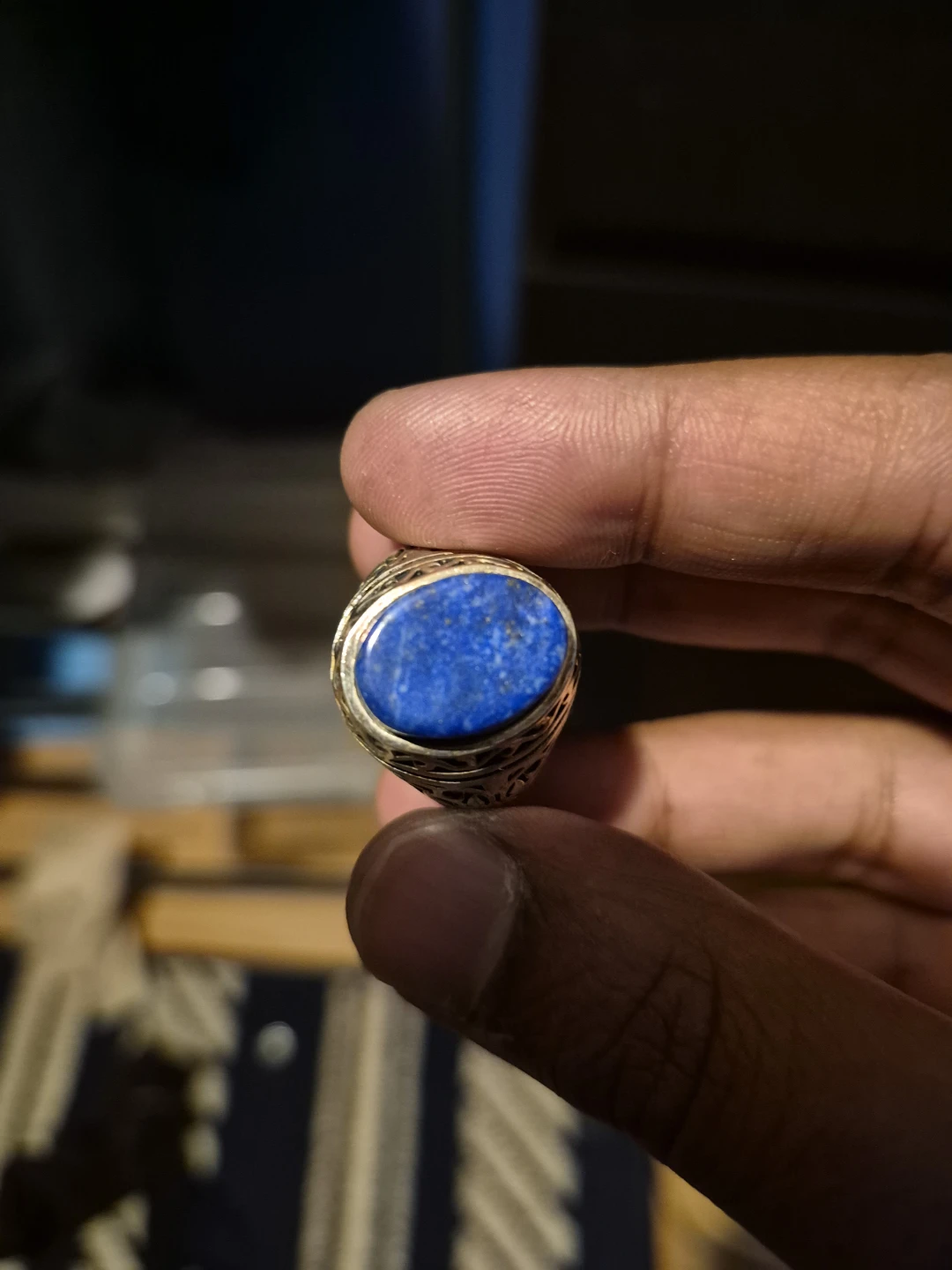 Silver-tone Ring with Blue Stone lapis lazuli