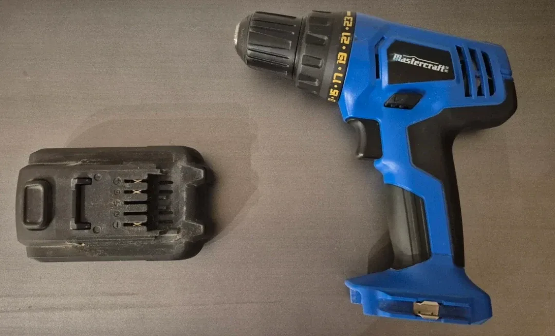 Mastercraft Cordless Drill with Lithium-Ion Battery - photo 2