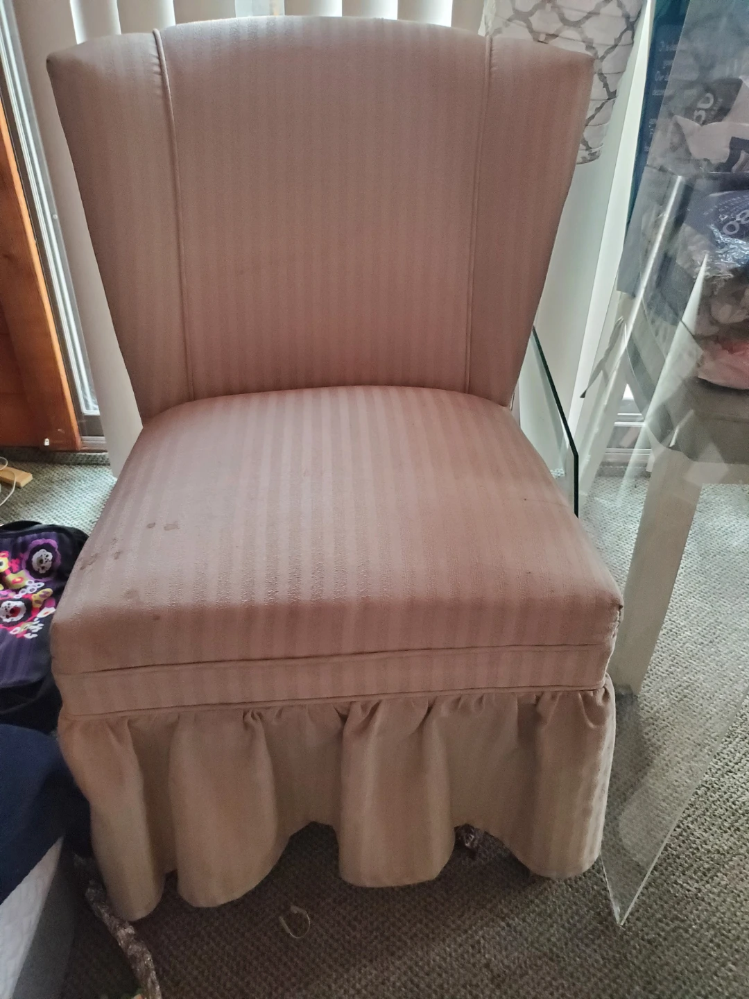 Upholstered Accent Chairs with Skirt - photo 3