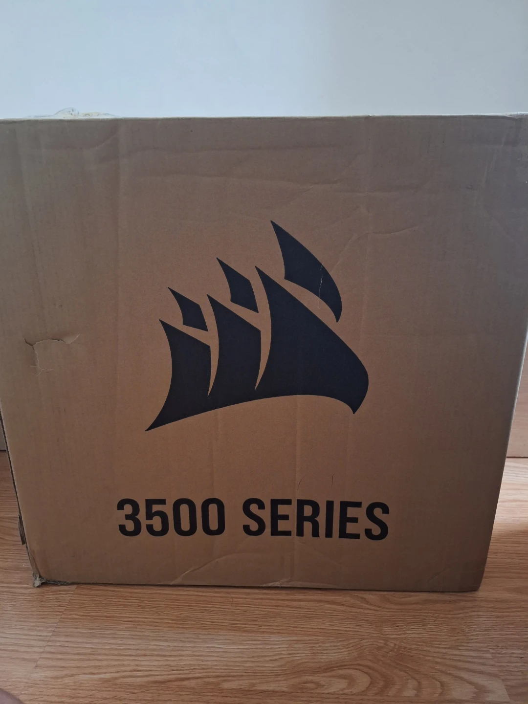 Corsair 3500x Series PC Case - photo 2