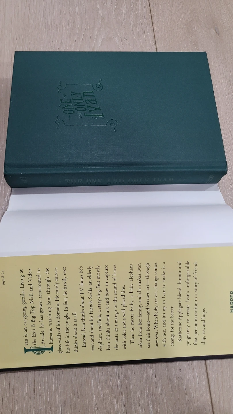 The One and Only Ivan by Katherine Applegate - Hardcover - photo 5