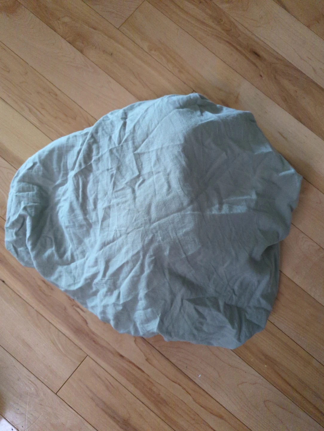 FREE Light Green Fitted Sheet Double Bed Size