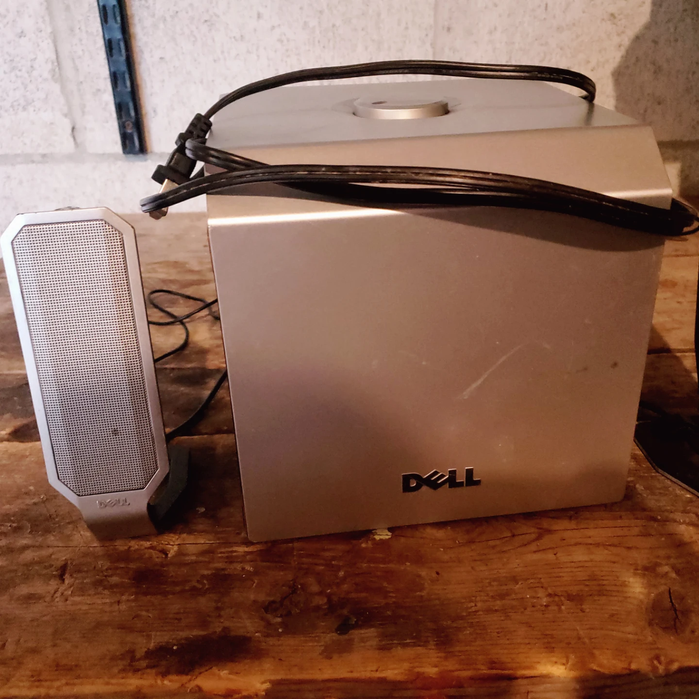 Dell multimedia speaker system with subwoofer - photo 2