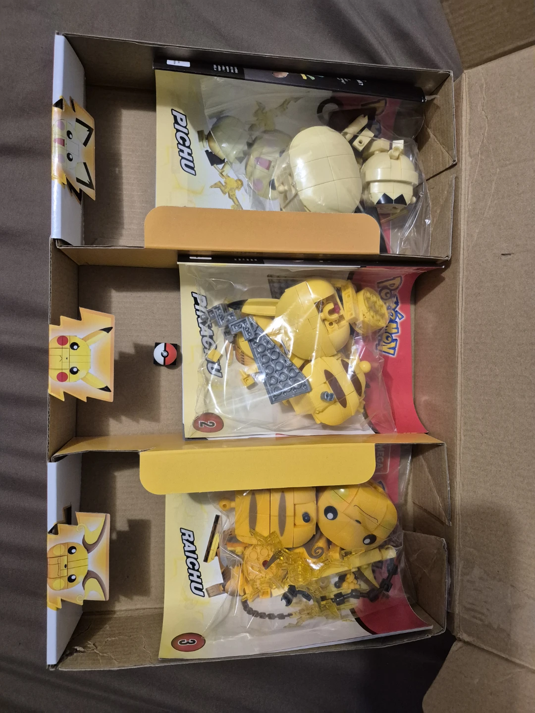 Mega Construx Pokémon Pichu, Pikachu, and Raichu Building Set - photo 2