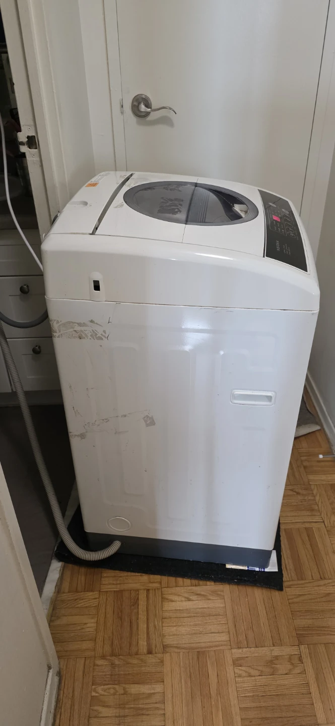 Insignia Portable Clothes Washer - photo 3