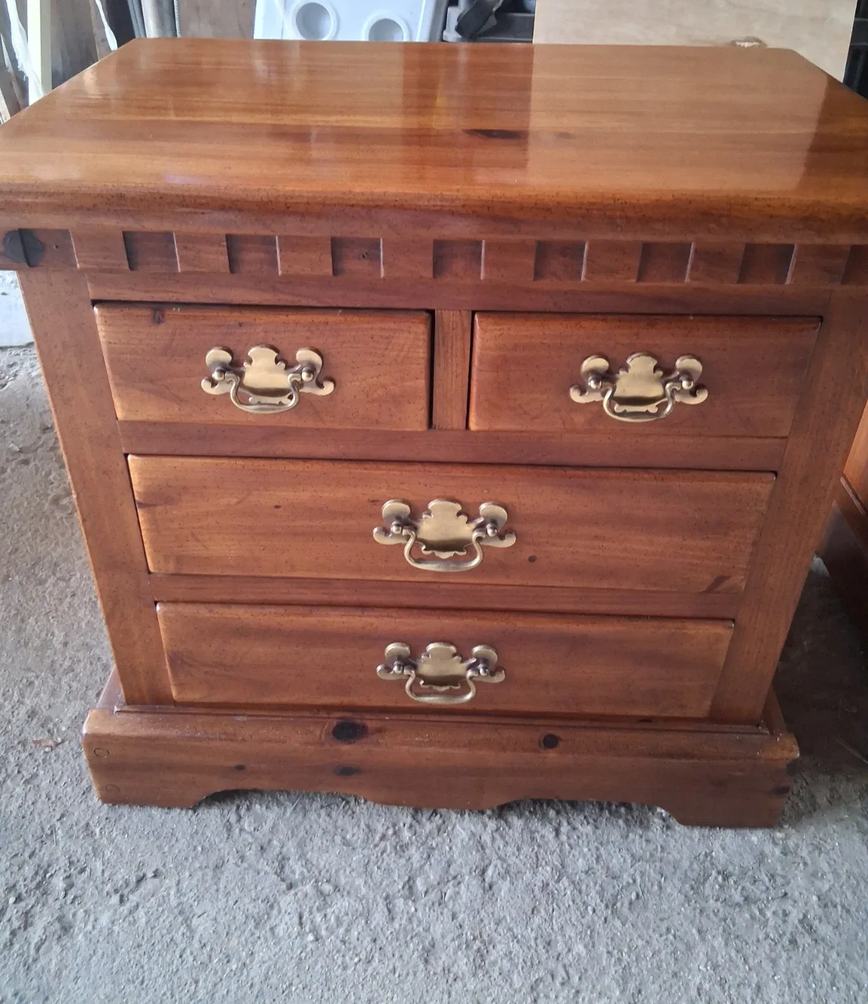 Colonial Pine Nightstands - photo 3