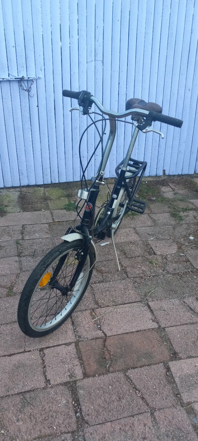 Schwinn Loop Folding Bike - photo 3
