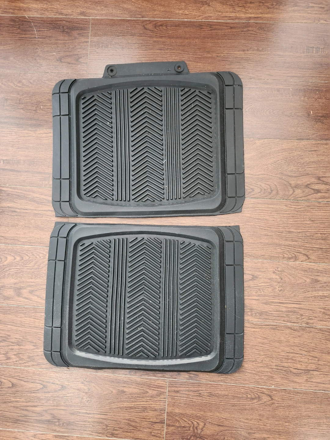 Set of 4 Black Rubber Car Floor Mats - photo 2