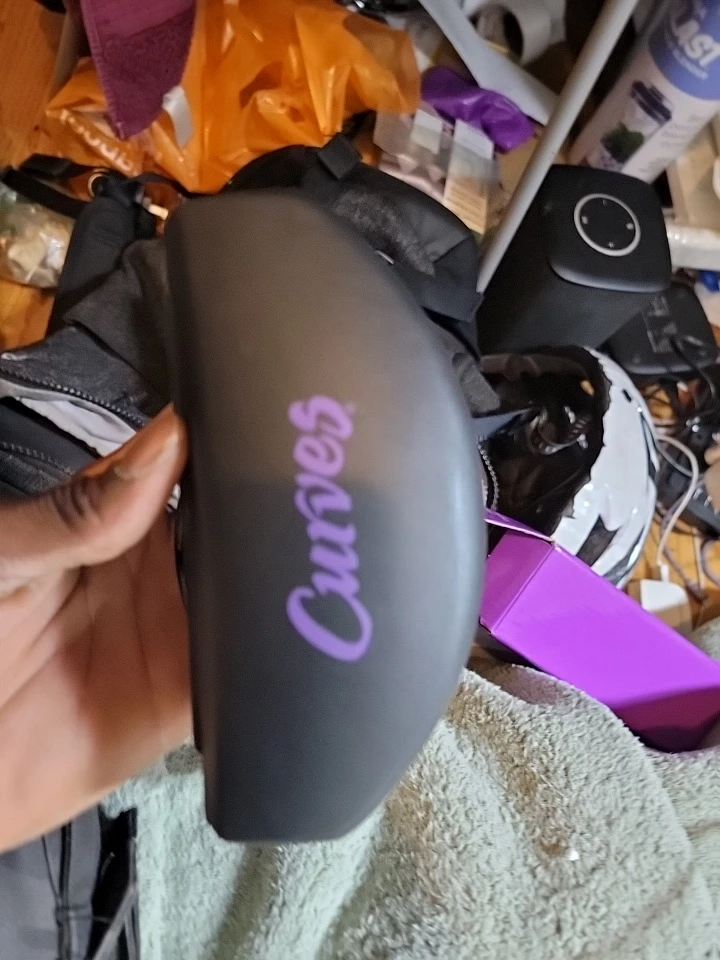 Curves Sunglasses with Case - photo 5