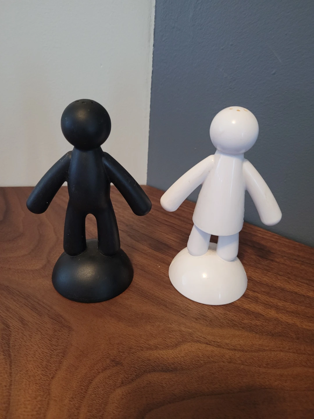 Umbra Buddy Salt and Pepper Shakers