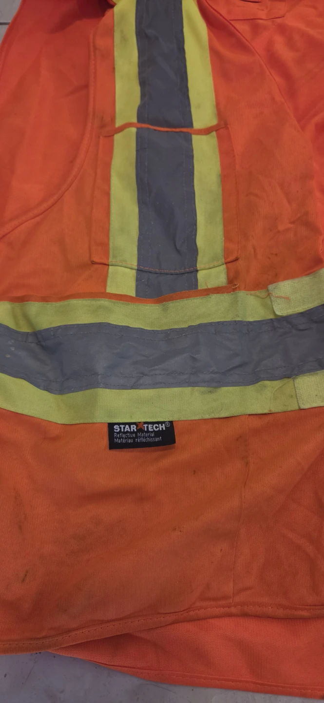 Pioneer High-Visibility Safety Vest - photo 2