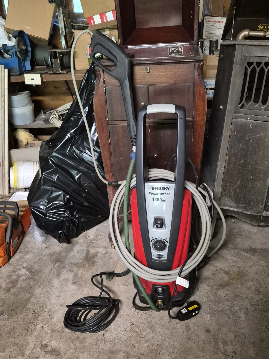 Husky Powerwasher 1800 psi