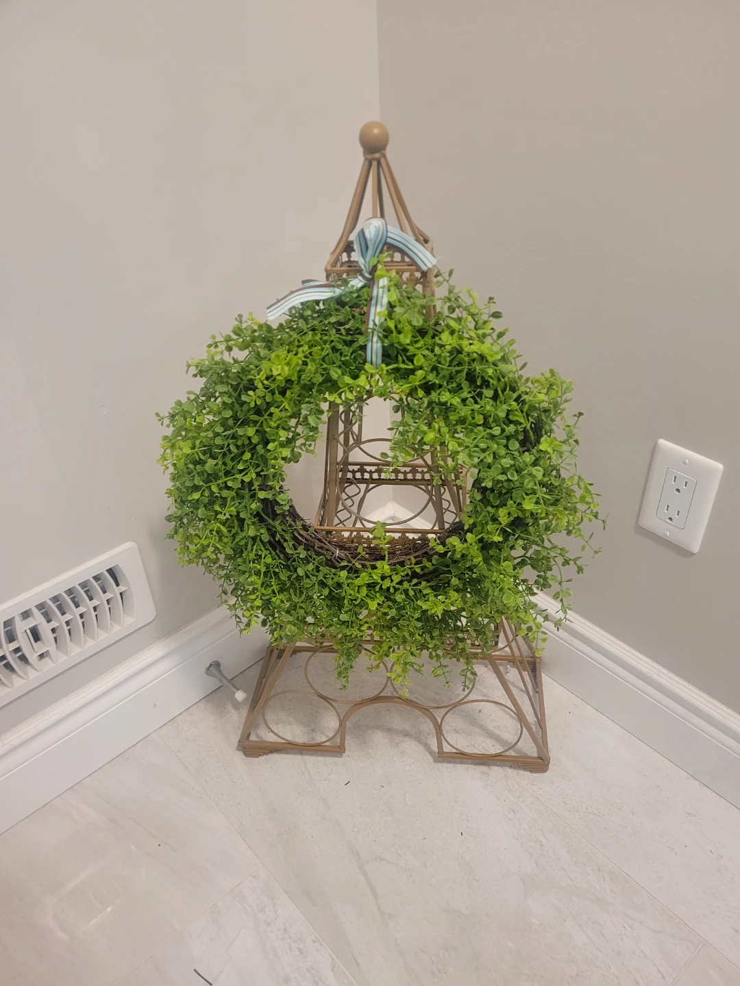 Modern wine rack