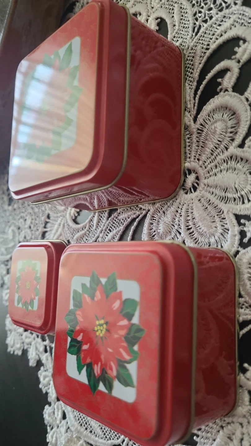 3 Red Poinsettia Tins for $5 - photo 2