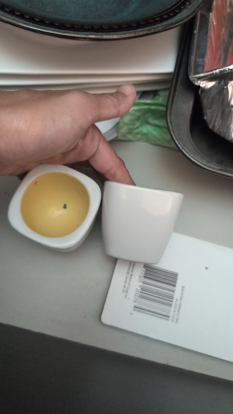 Set of 2 White Ceramic Candle Holders