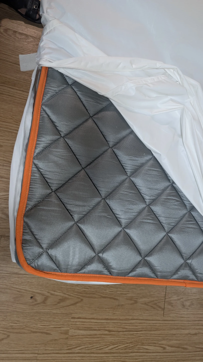 Twin Mattress with bedframe - photo 2