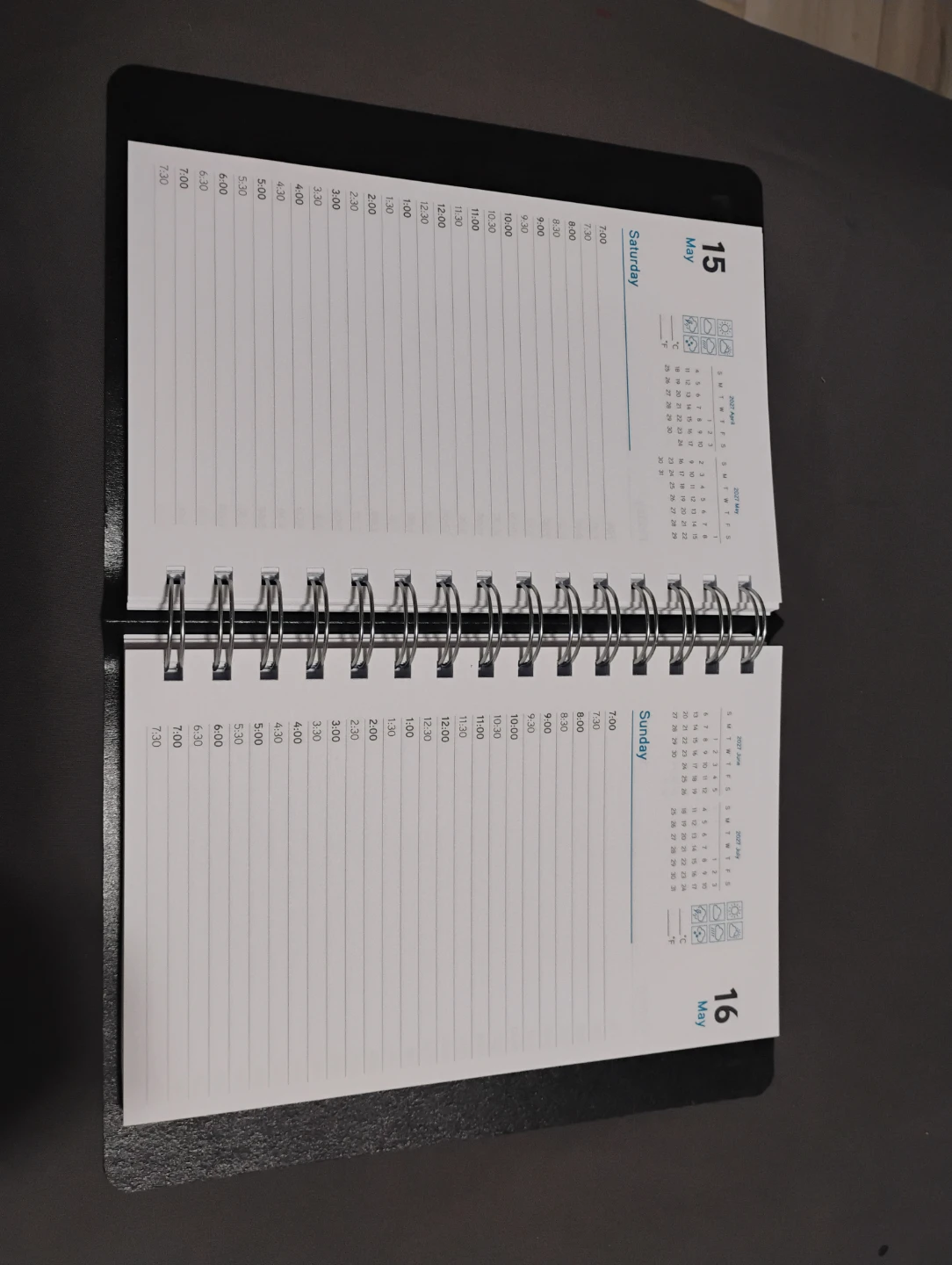 2027 planner - photo 2