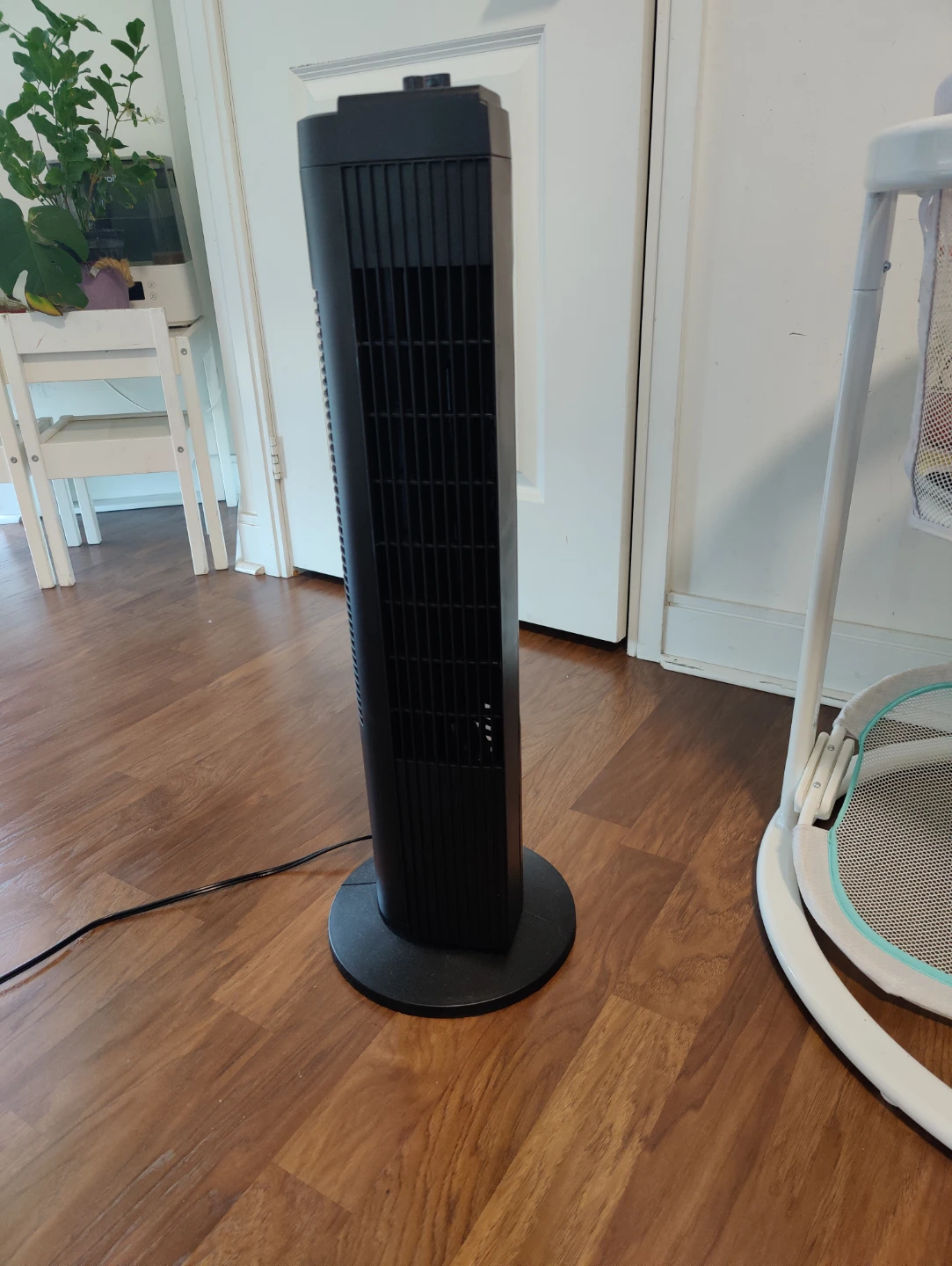 Black Tower Fan - photo 2